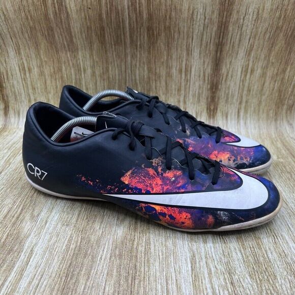 Nike Mercurial Victory 5 CR7 Men's Size 12 Black Total‎ Crimson Shoes 684875-018 - Picture 1 of 10